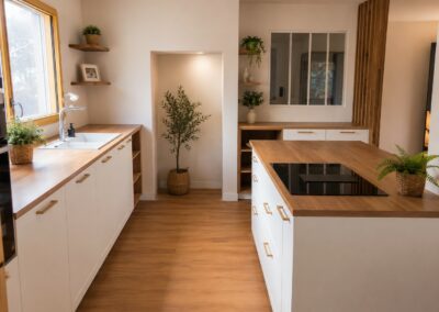 cuisine-contemporaine-bois-creme-laiton-neuf